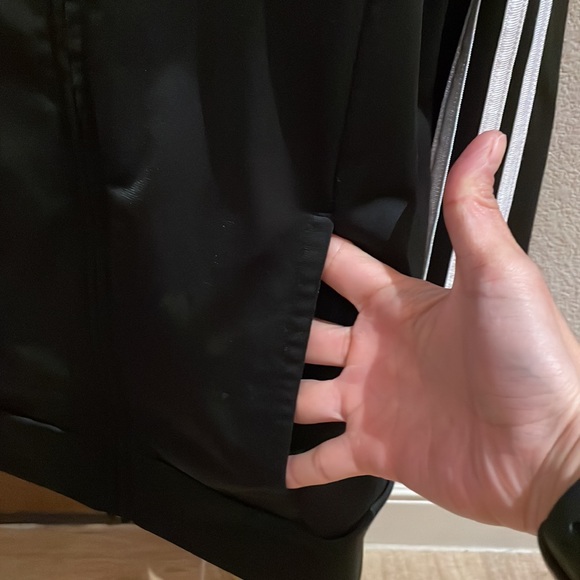 boys black Adidas dry fit zipper jacket. - Picture 4 of 4